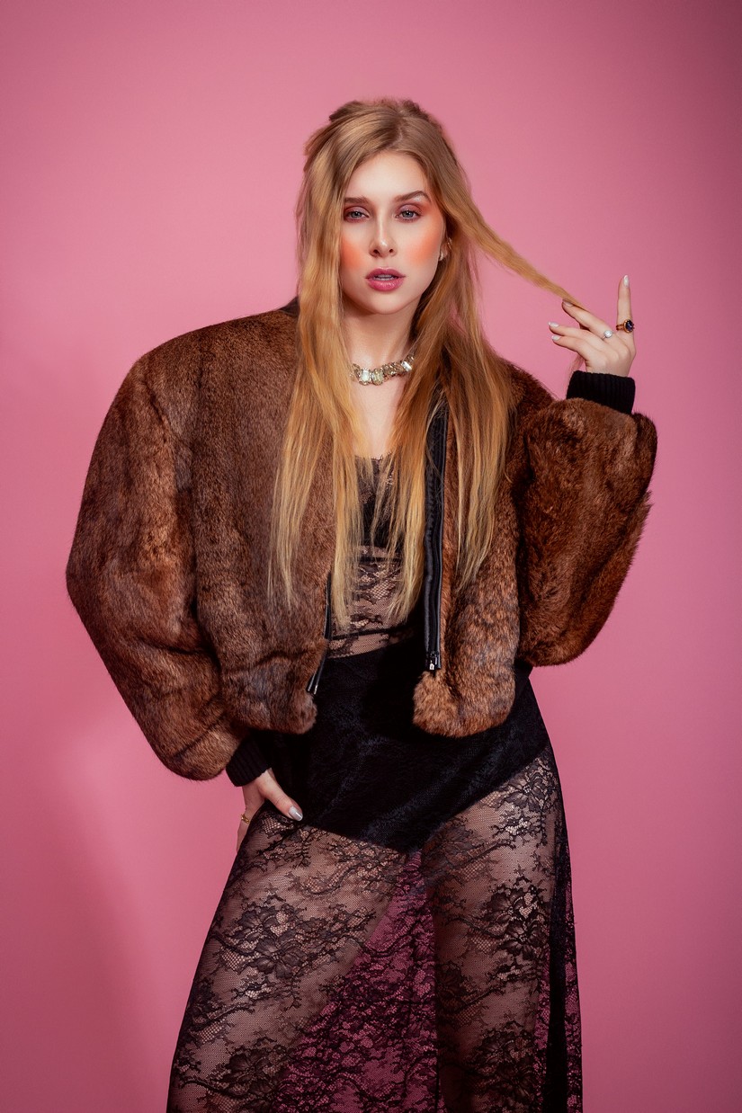  Marcela Lopes Revista Portfolio (11)